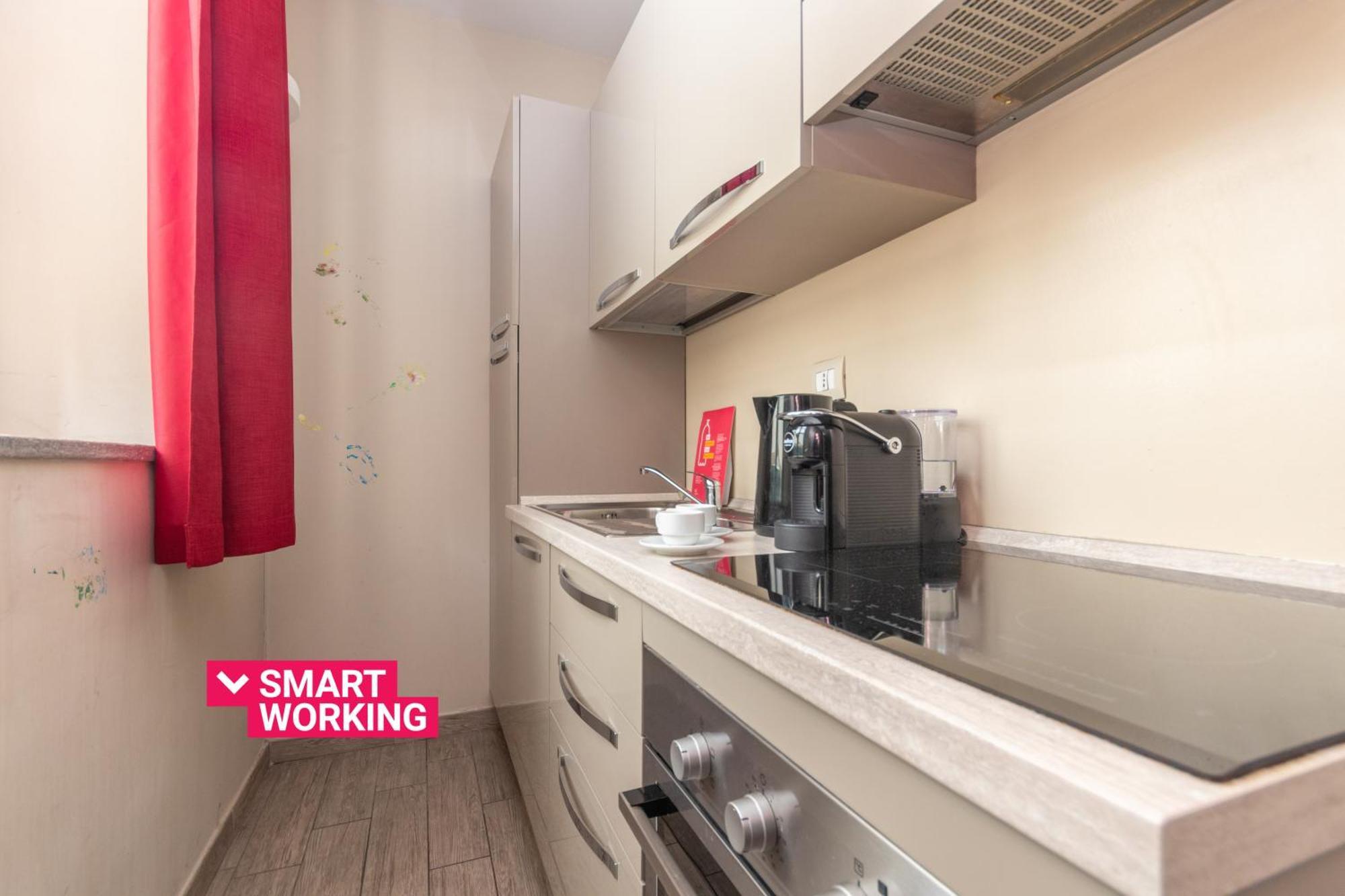 Housing Giulia Aparthotel Торино Екстериор снимка