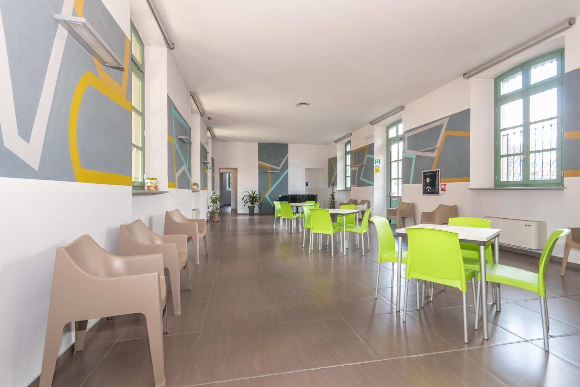 Housing Giulia Aparthotel Торино Екстериор снимка