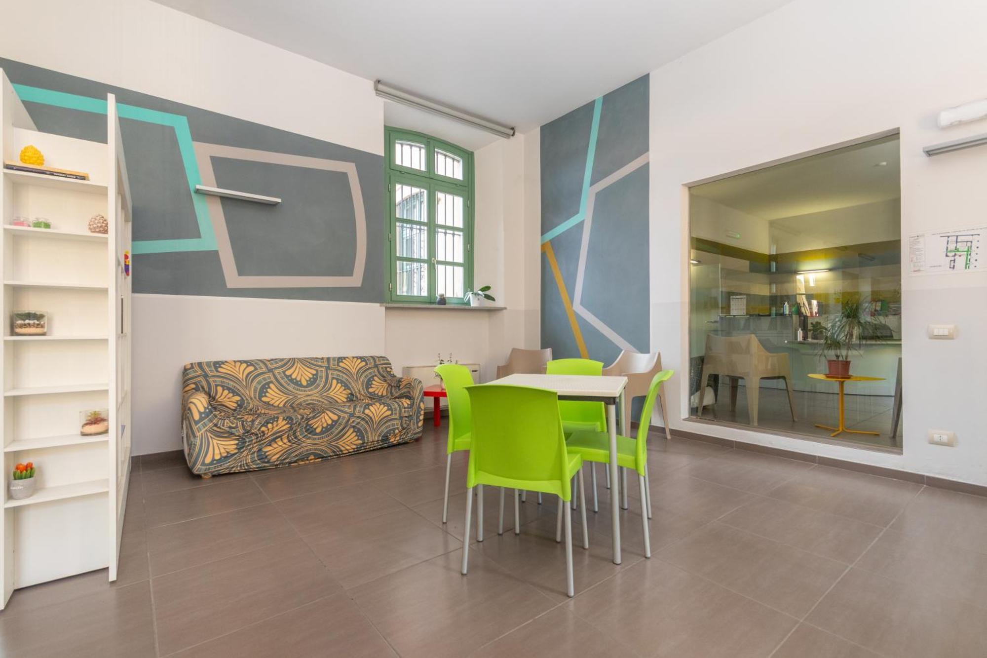 Housing Giulia Aparthotel Торино Екстериор снимка