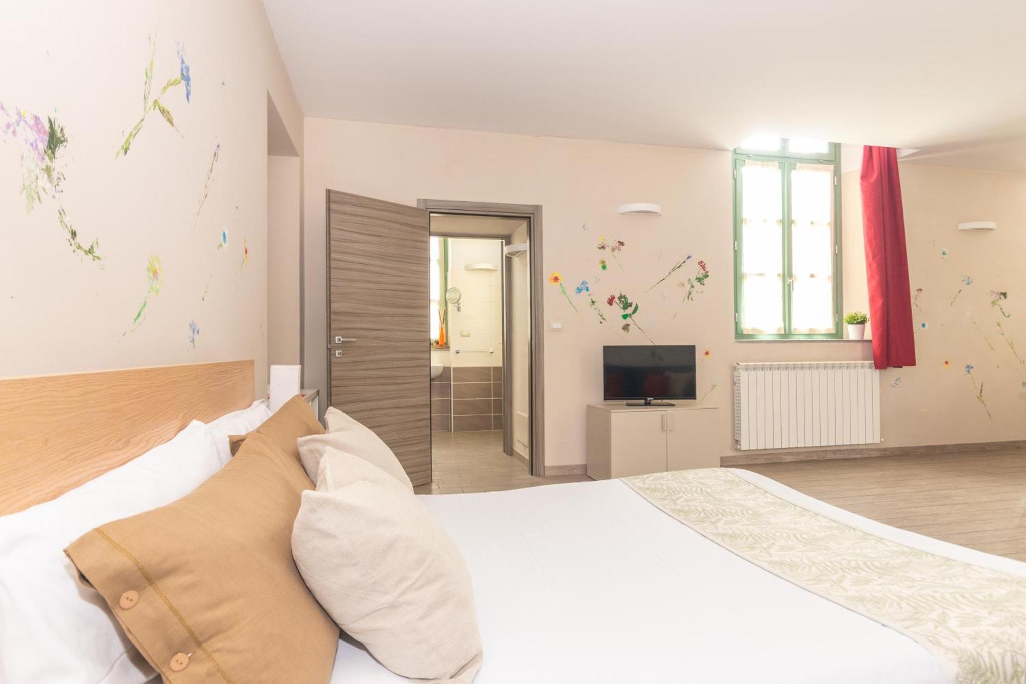 Housing Giulia Aparthotel Торино Екстериор снимка