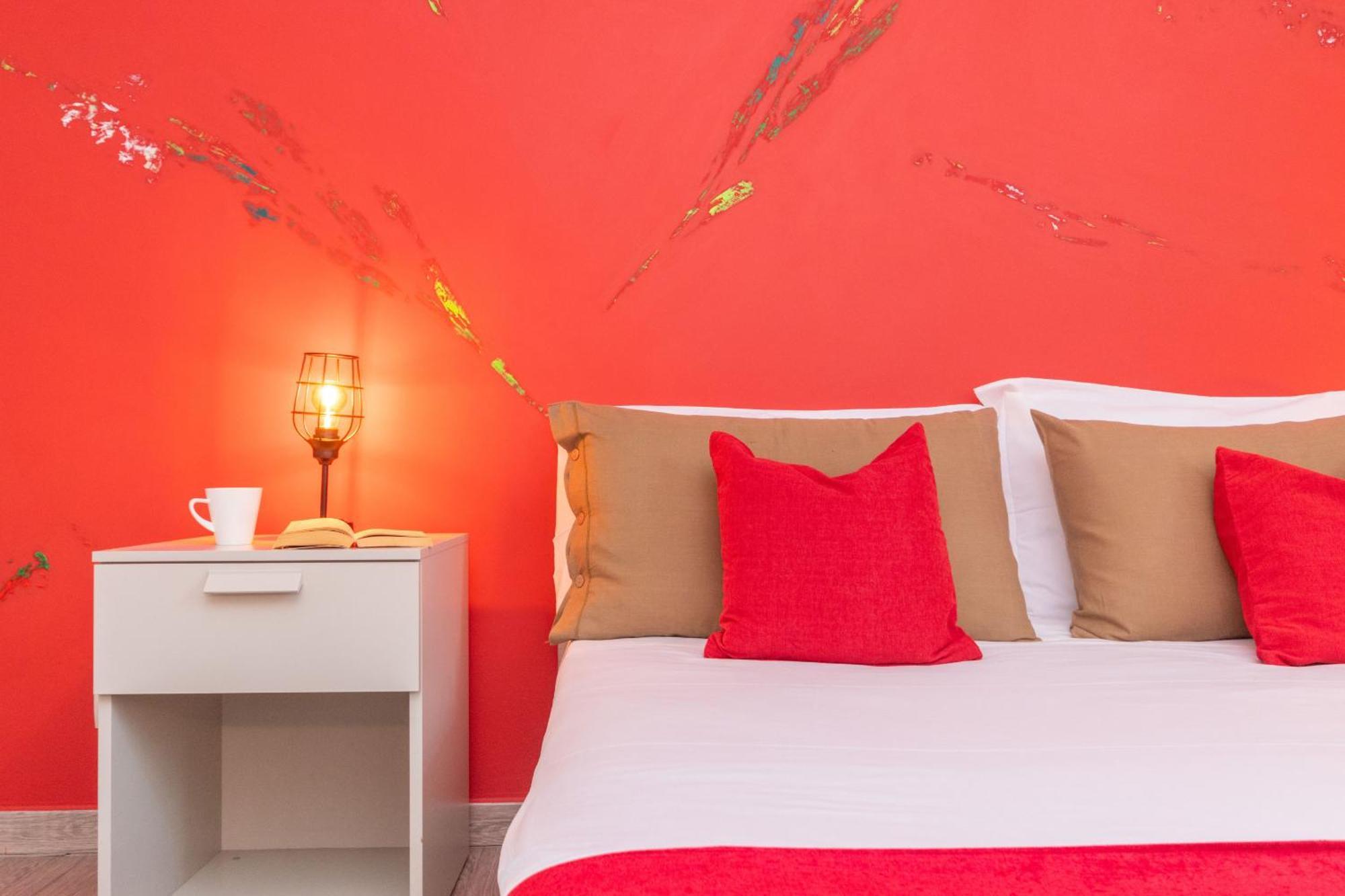 Housing Giulia Aparthotel Торино Екстериор снимка