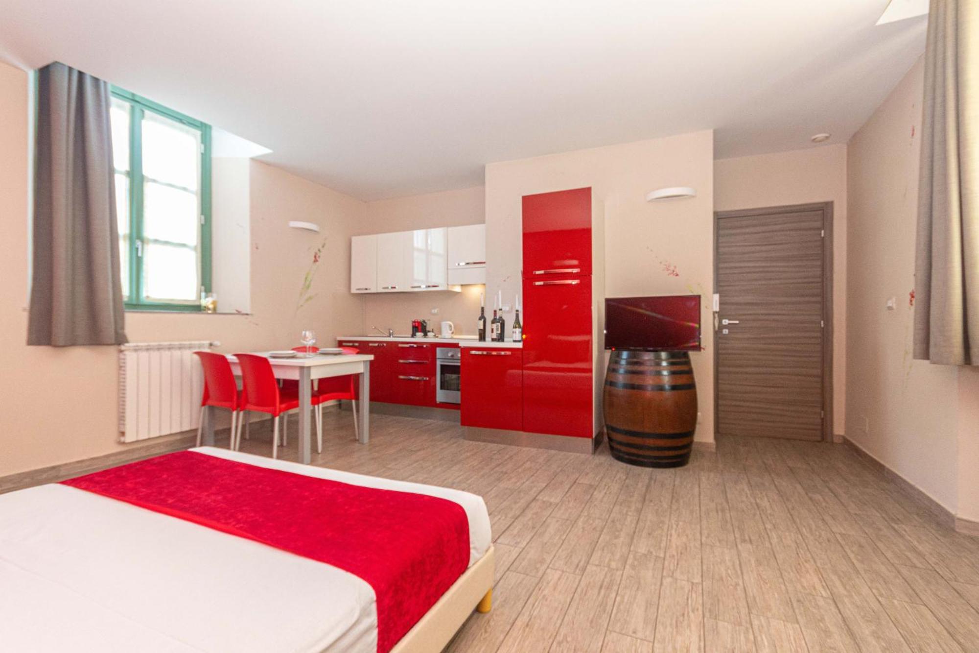 Housing Giulia Aparthotel Торино Екстериор снимка