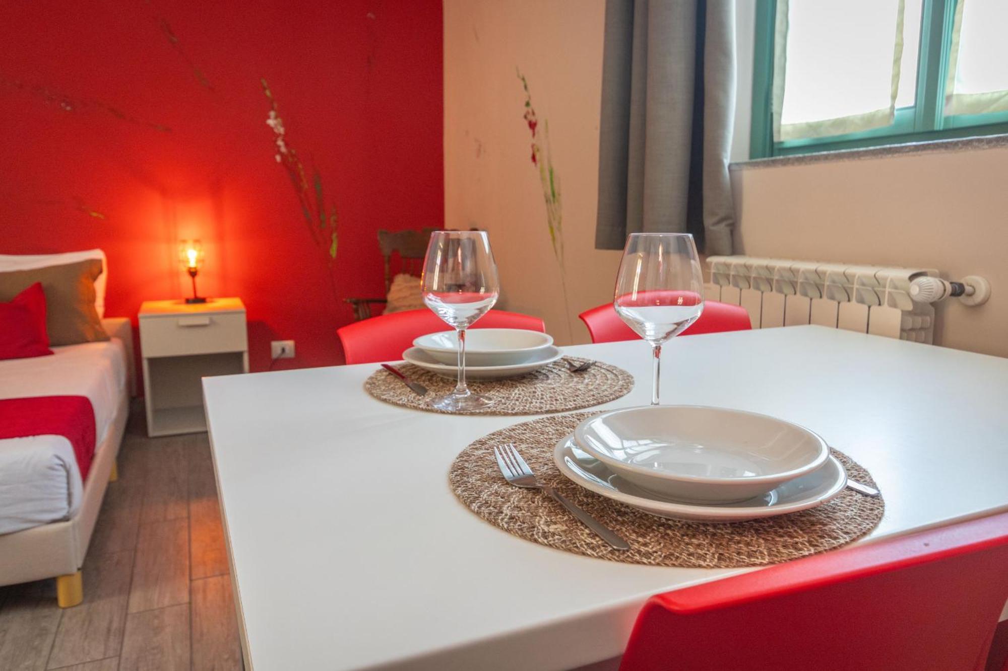 Housing Giulia Aparthotel Торино Екстериор снимка